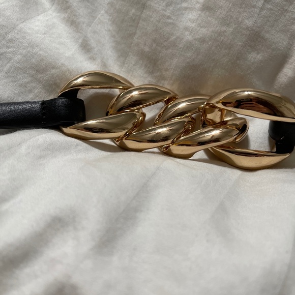 ✨BLOGGER FAV✨ NWT Zara Link Belt - Picture 8 of 9